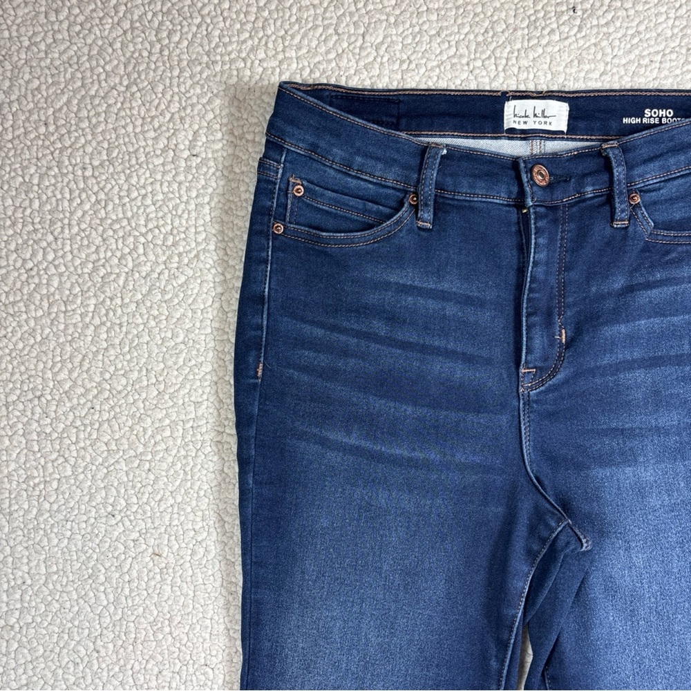 Nicole Miller NY SOHO High Rise Bootcut Women Size 8 Stretch Dark Wash Blue Jean - Picture 2 of 15